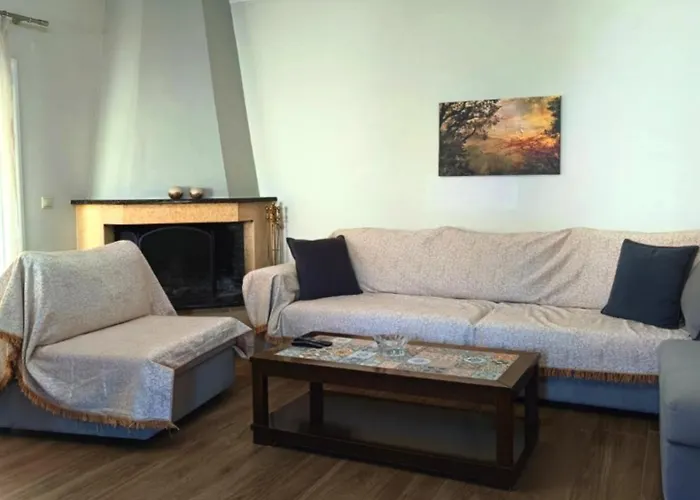 Apartament Giota's 100m Fro The Karavomylos