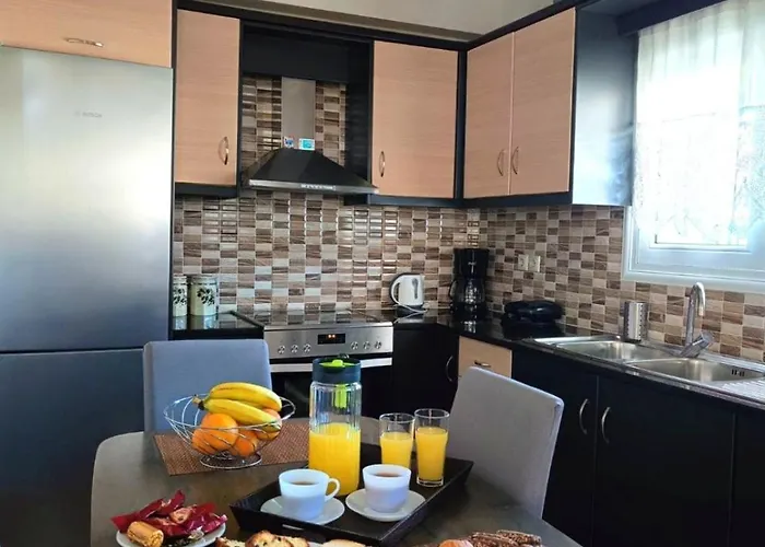 Giota's 100m Fro The Karavomylos